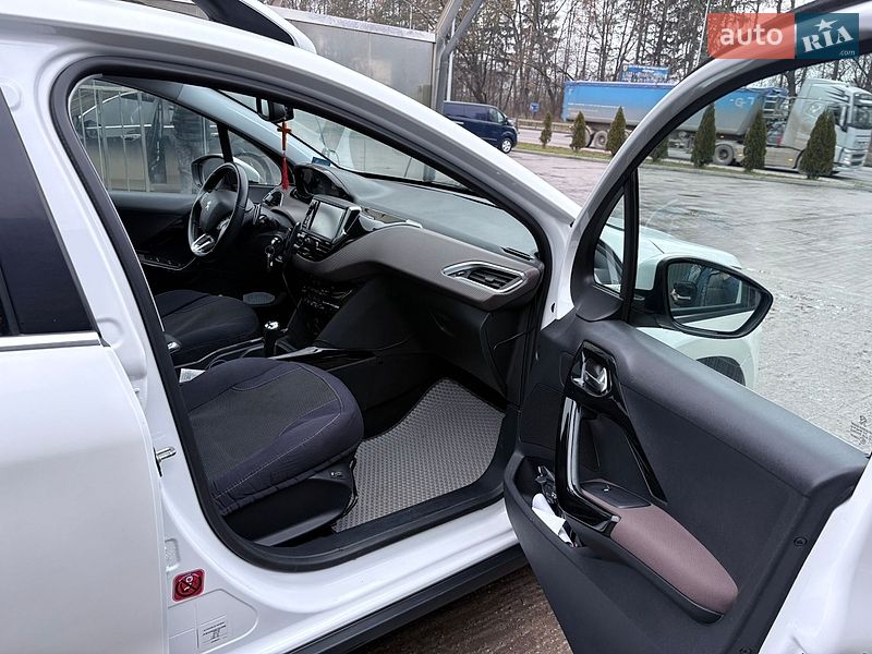 Фото Peugeot 2008 з оголошення AUTO.RIA