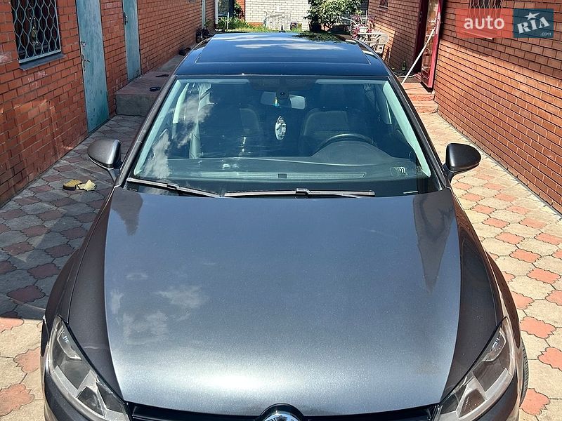Фото Volkswagen Golf з оголошення AUTO.RIA