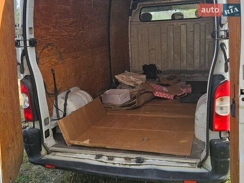 Фото Renault Master з оголошення AUTO.RIA
