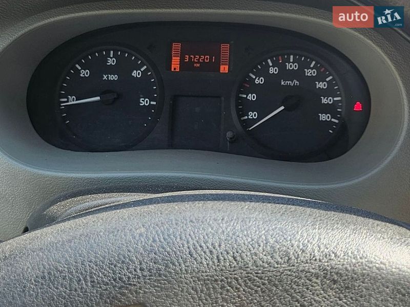 Фото Renault Master з оголошення AUTO.RIA