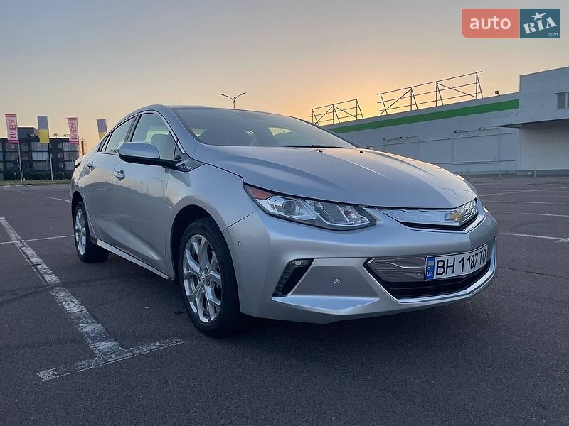 Фото Chevrolet Volt з оголошення AUTO.RIA