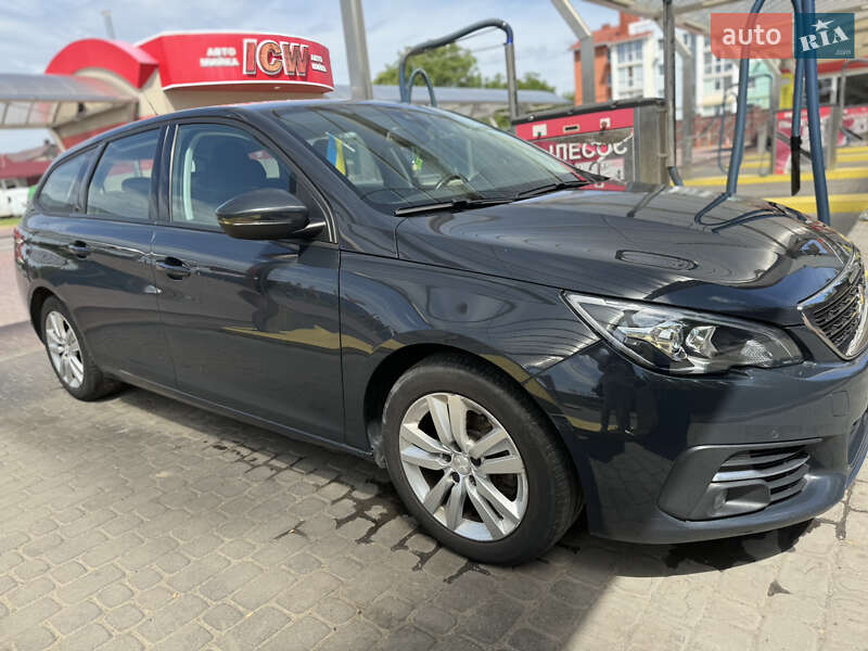 Фото Peugeot 308 з оголошення AUTO.RIA