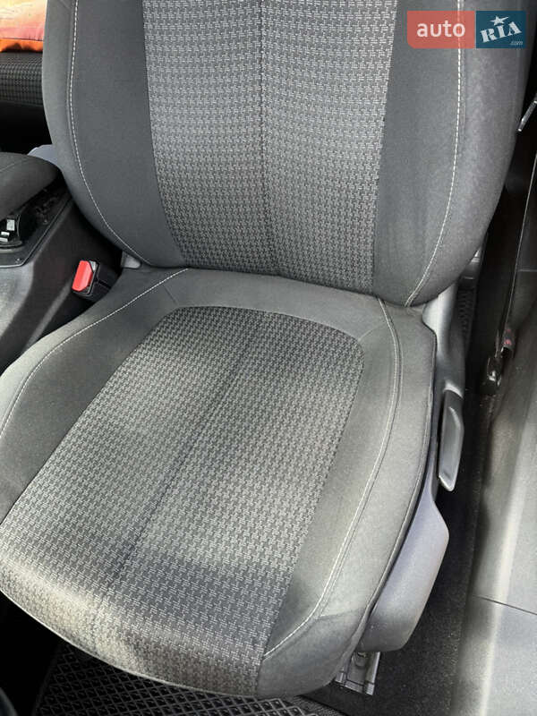 Фото Peugeot 308 з оголошення AUTO.RIA