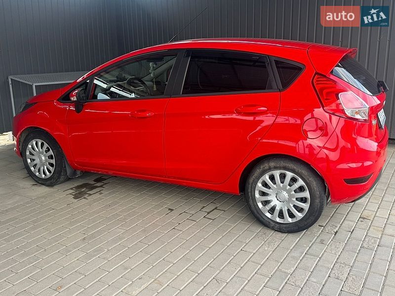 Фото Ford Fiesta з оголошення AUTO.RIA