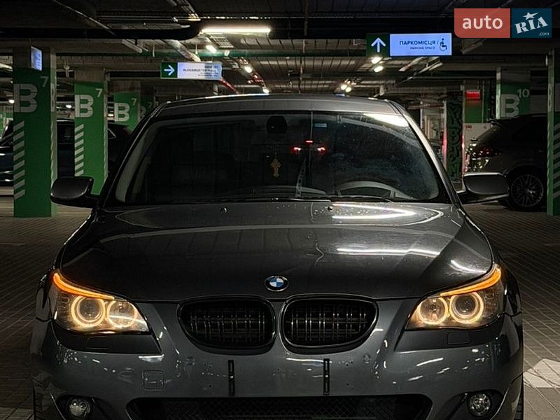 Фото BMW 5 Series з оголошення AUTO.RIA
