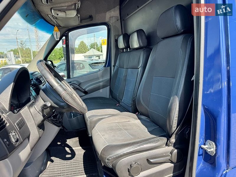 Фото Volkswagen Crafter з оголошення AUTO.RIA