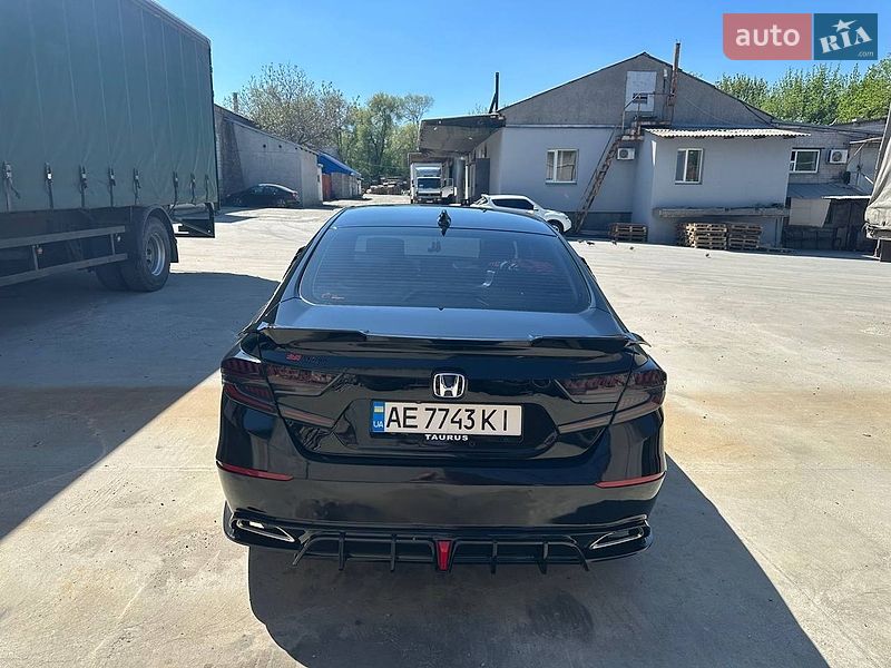 Фото Honda Accord з оголошення AUTO.RIA