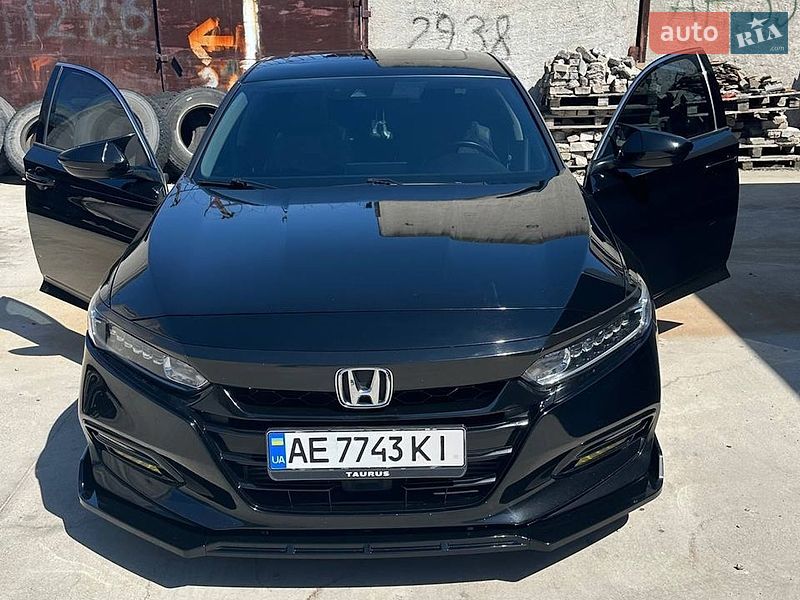 Фото Honda Accord з оголошення AUTO.RIA