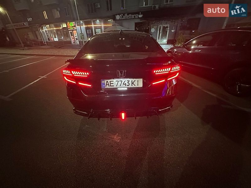 Фото Honda Accord з оголошення AUTO.RIA