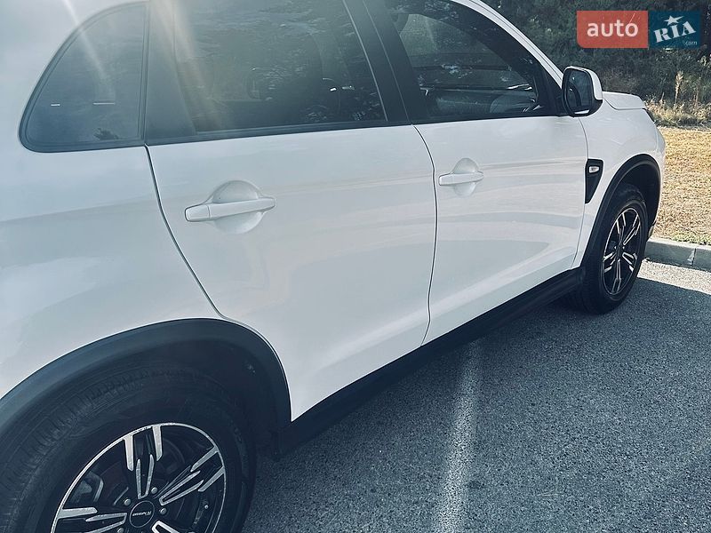 Фото Mitsubishi ASX з оголошення AUTO.RIA