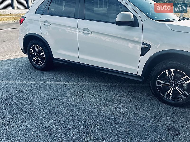 Фото Mitsubishi ASX з оголошення AUTO.RIA