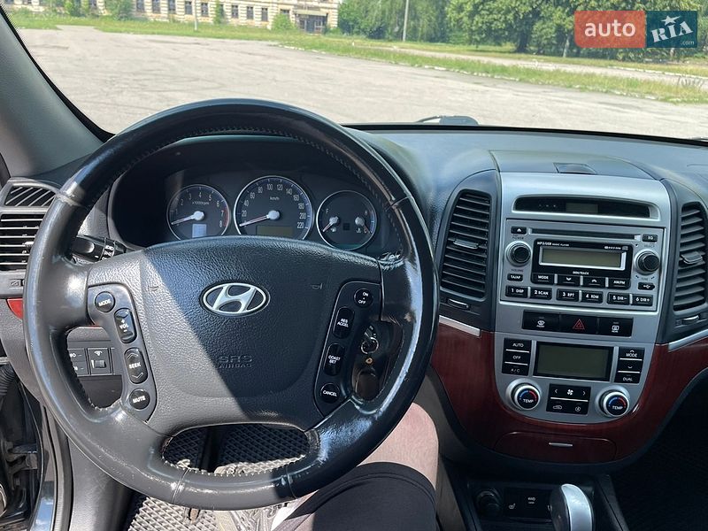 Фото Hyundai Santa FE з оголошення AUTO.RIA