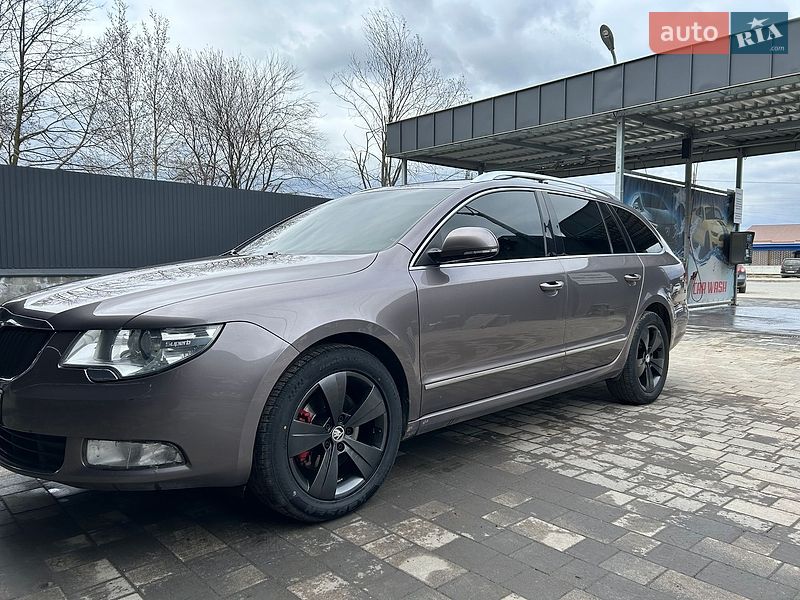 Фото Skoda Superb з оголошення AUTO.RIA