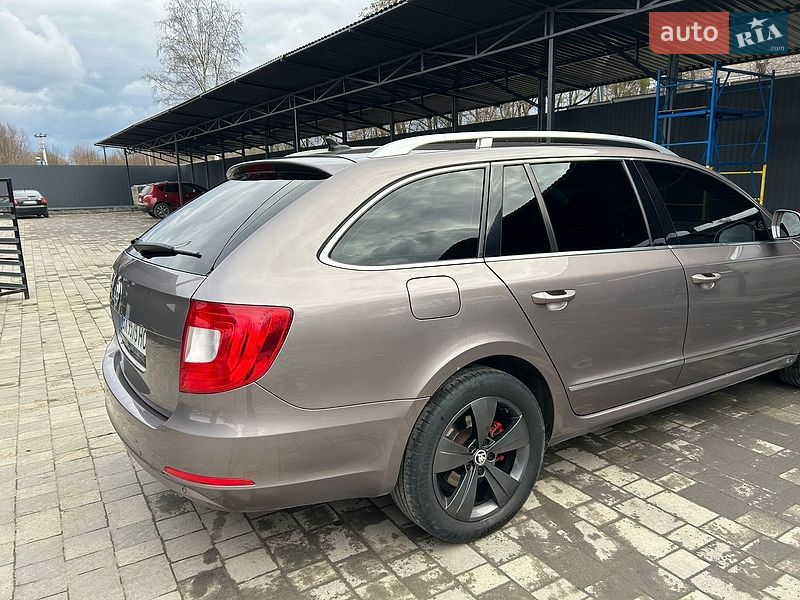 Фото Skoda Superb з оголошення AUTO.RIA