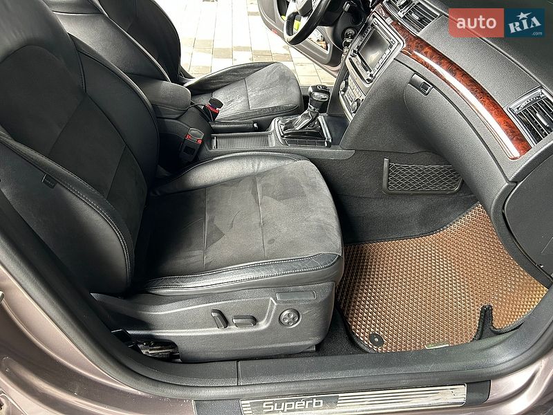 Фото Skoda Superb з оголошення AUTO.RIA