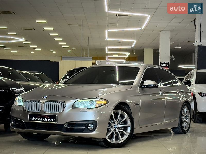 Фото BMW 5 Series з оголошення AUTO.RIA
