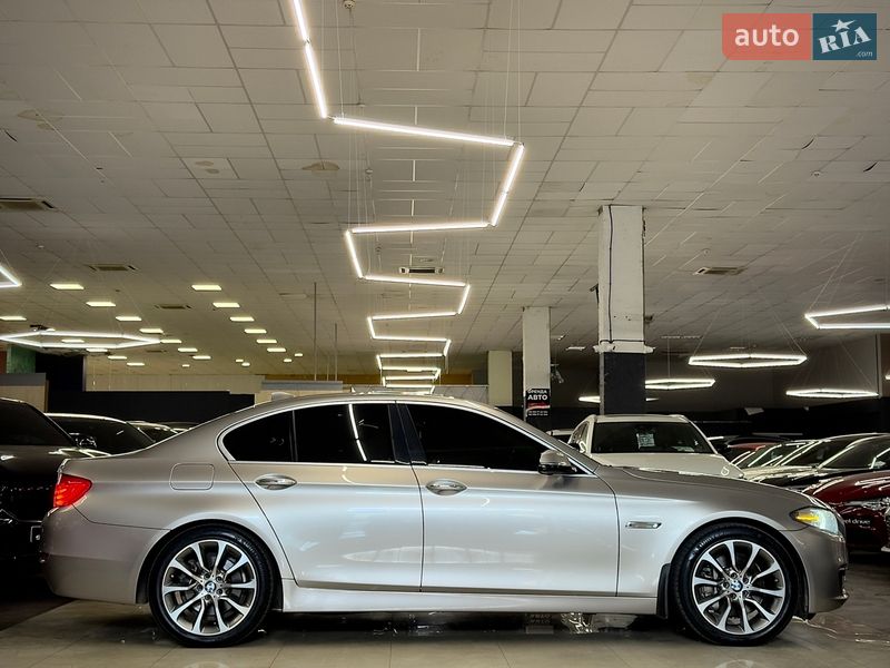 Фото BMW 5 Series з оголошення AUTO.RIA