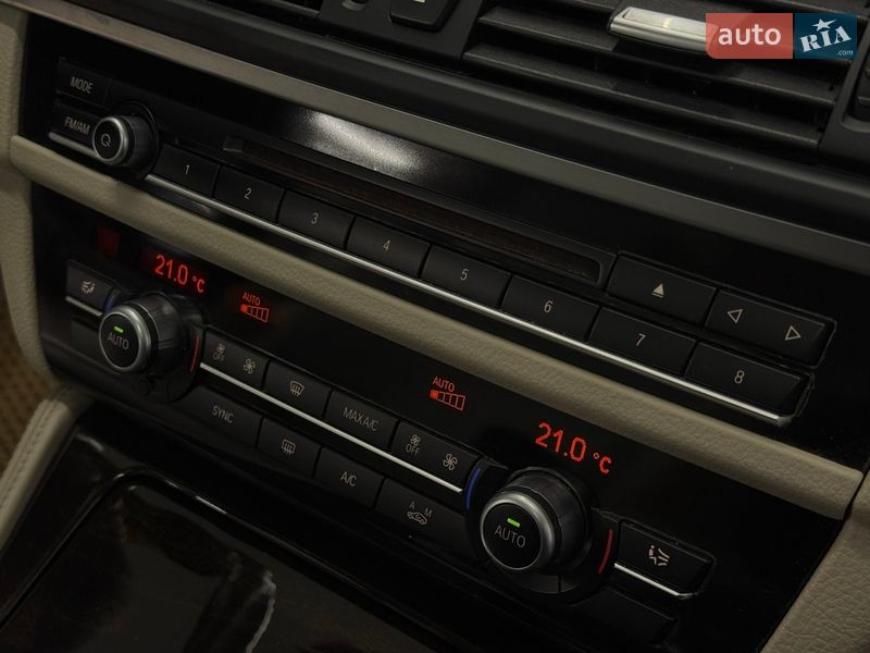 Фото BMW 5 Series з оголошення AUTO.RIA