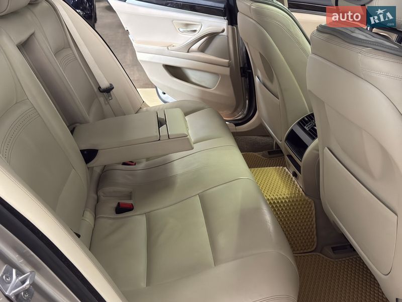 Фото BMW 5 Series з оголошення AUTO.RIA