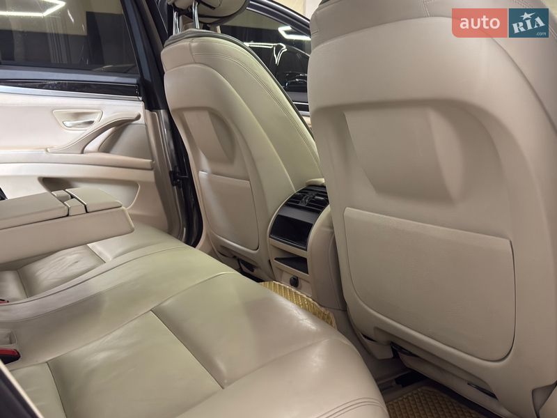 Фото BMW 5 Series з оголошення AUTO.RIA