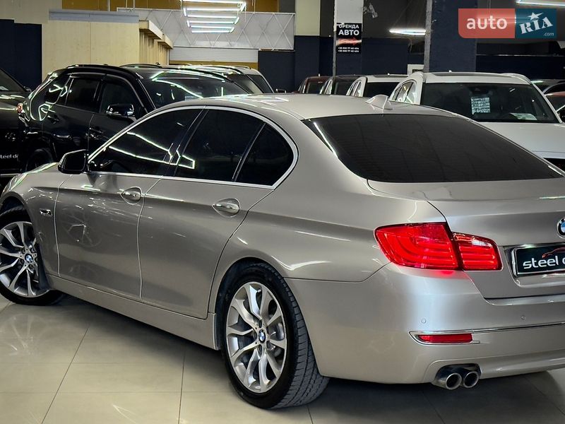 Фото BMW 5 Series з оголошення AUTO.RIA