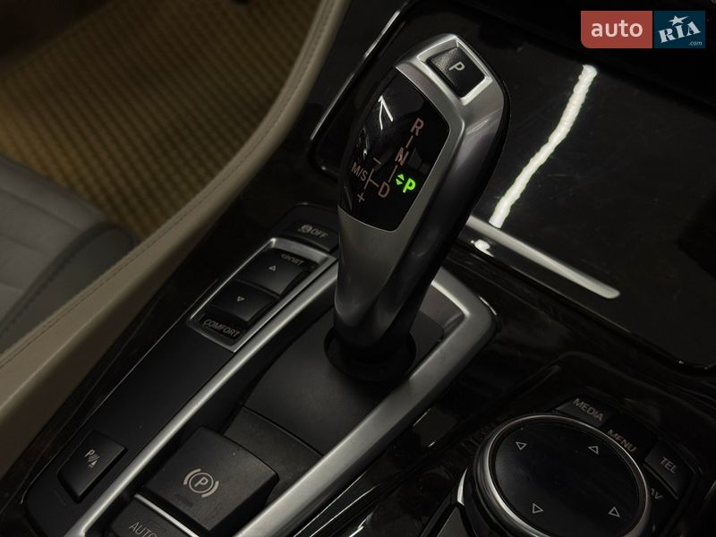 Фото BMW 5 Series з оголошення AUTO.RIA