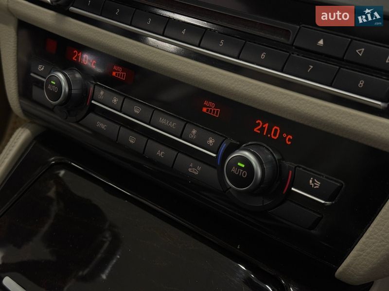 Фото BMW 5 Series з оголошення AUTO.RIA