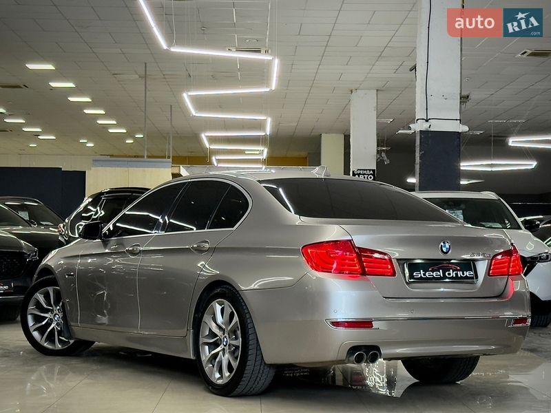 Фото BMW 5 Series з оголошення AUTO.RIA