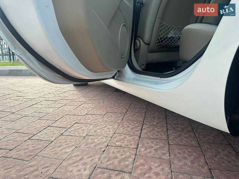 Фото Renault Fluence з оголошення AUTO.RIA