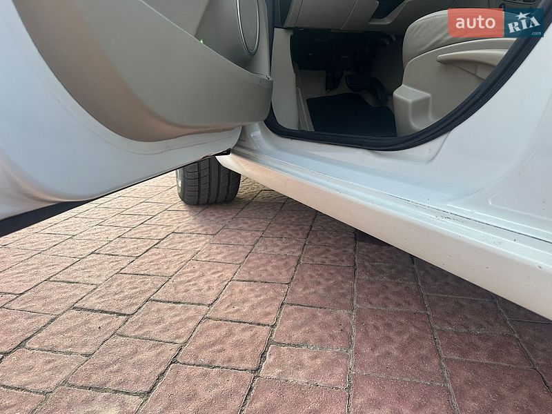 Фото Renault Fluence з оголошення AUTO.RIA