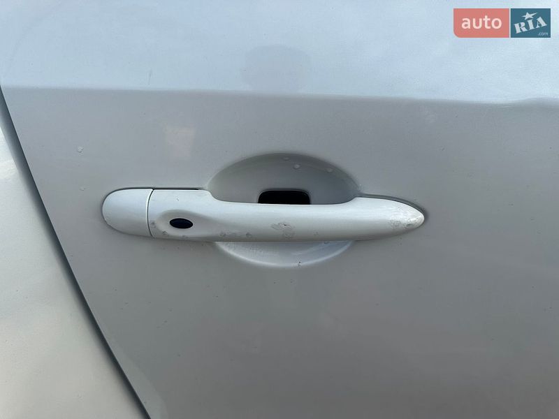 Фото Renault Fluence з оголошення AUTO.RIA