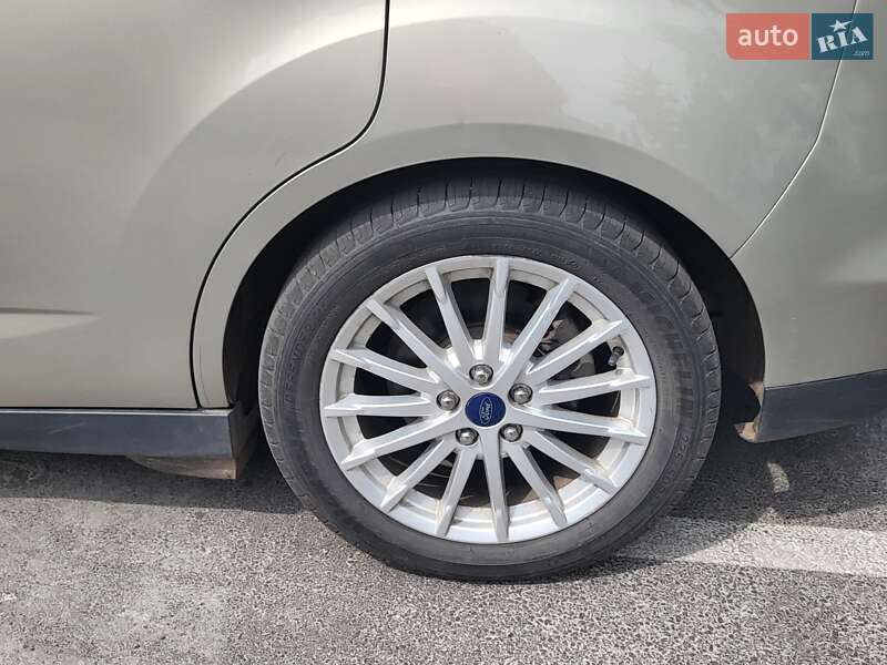 Фото Ford C-Max з оголошення AUTO.RIA