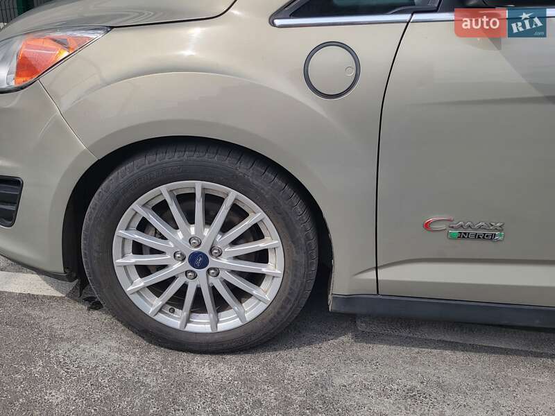 Фото Ford C-Max з оголошення AUTO.RIA