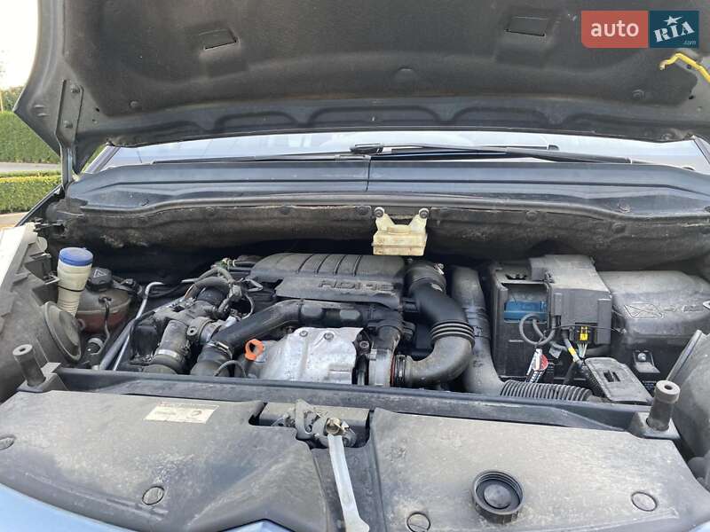 Фото Citroen Grand C4 Picasso з оголошення AUTO.RIA