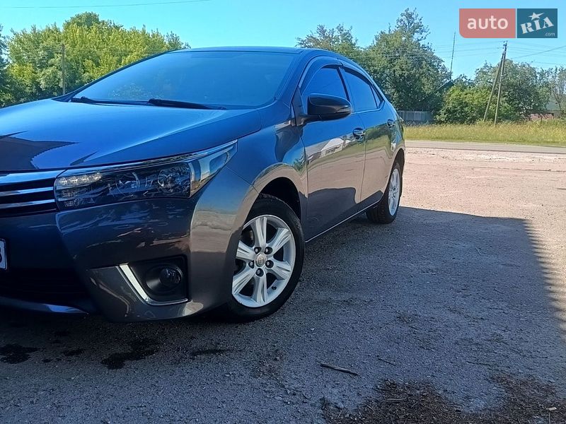 Фото Toyota Corolla з оголошення AUTO.RIA