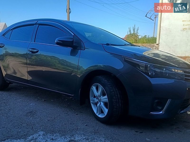 Фото Toyota Corolla з оголошення AUTO.RIA