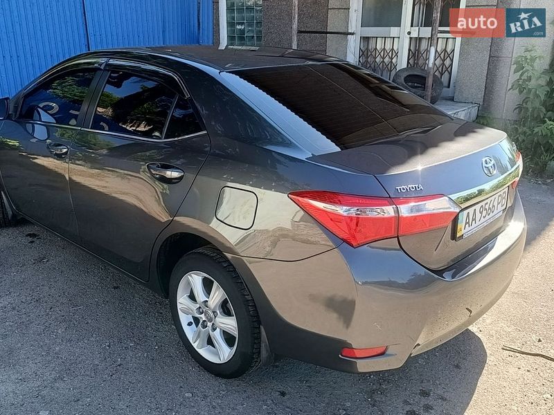 Фото Toyota Corolla з оголошення AUTO.RIA