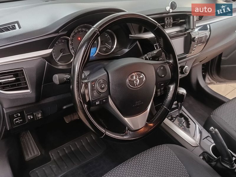 Фото Toyota Corolla з оголошення AUTO.RIA