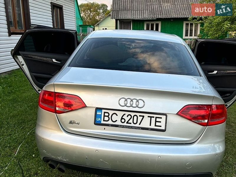 Фото Audi A4 з оголошення AUTO.RIA