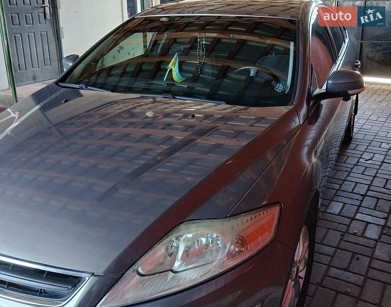 Фото Ford Mondeo з оголошення AUTO.RIA