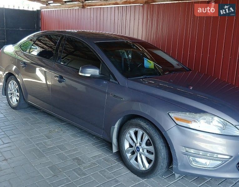 Фото Ford Mondeo з оголошення AUTO.RIA