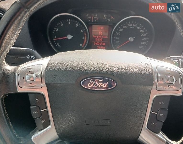Фото Ford Mondeo з оголошення AUTO.RIA