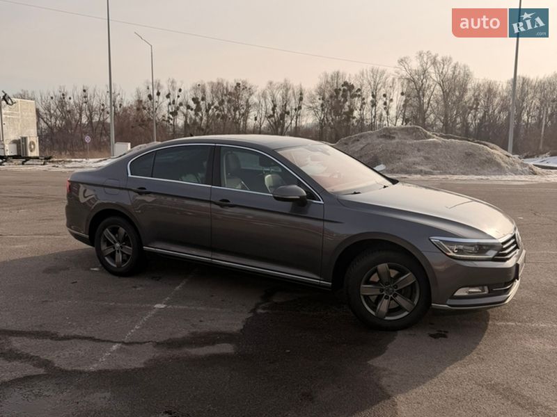 Фото Volkswagen Passat з оголошення AUTO.RIA