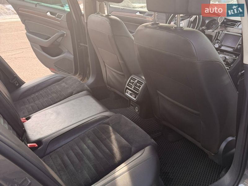 Фото Volkswagen Passat з оголошення AUTO.RIA