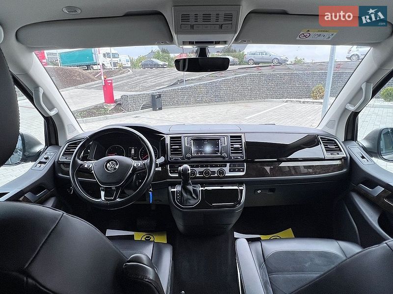 Фото Volkswagen Multivan з оголошення AUTO.RIA