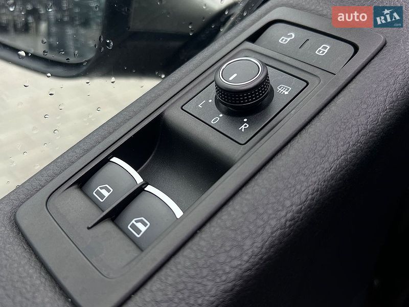 Фото Volkswagen Multivan з оголошення AUTO.RIA