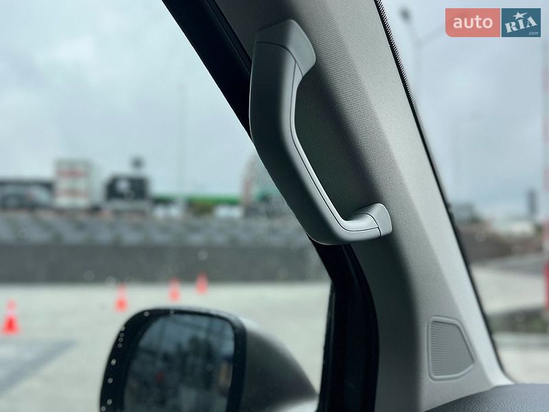 Фото Volkswagen Multivan з оголошення AUTO.RIA