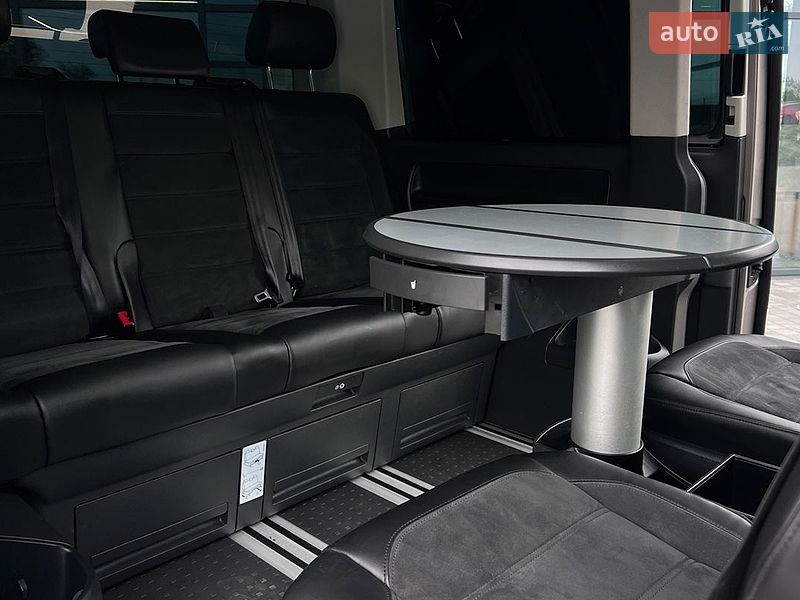 Фото Volkswagen Multivan з оголошення AUTO.RIA