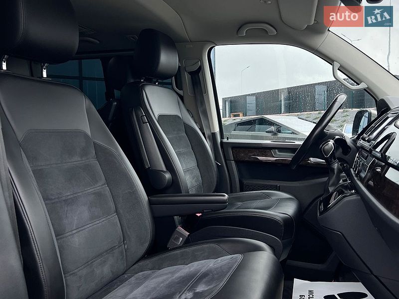 Фото Volkswagen Multivan з оголошення AUTO.RIA