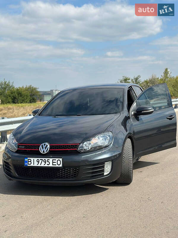 Фото Volkswagen Golf з оголошення AUTO.RIA